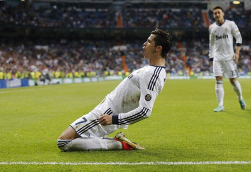 Ronaldo: Bước tiến của huyền thoại - 2