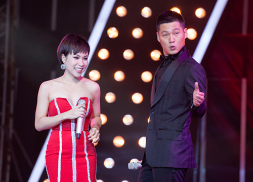 Hà Hồ nhảy sung khoe chân nuột - 11