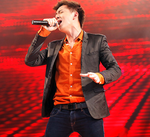 Tuấn Hưng toát mồ hôi vì 6.500 fan - 8