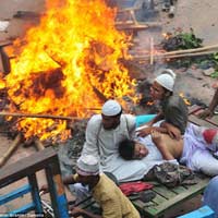 Tin tức trong ngày - Bangladesh: Bạo lực đẫm máu, 37 người chết