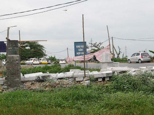 Tạm giam 4 côn đồ hành hung dân Tiên Lãng - 2