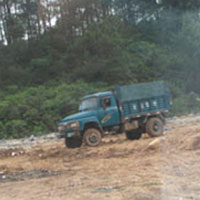 Tin tức trong ngày - Gà Trung Quốc giá... 3.600 đồng/kg