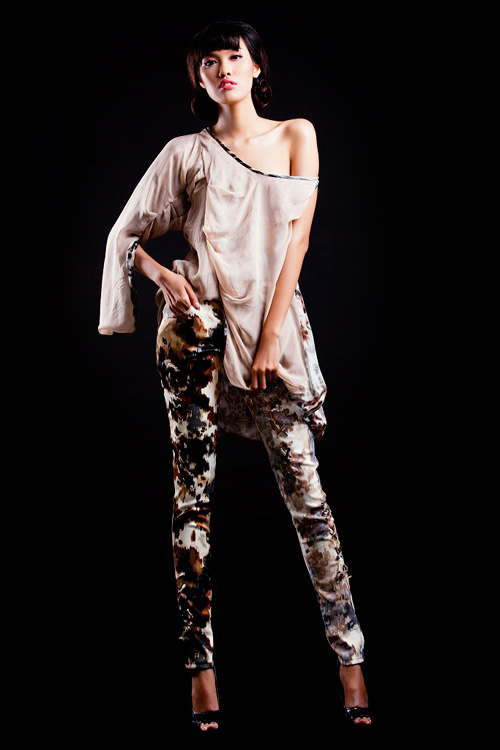 Lan Khuê lại "ẵm" giải thưởng quốc tế - 19