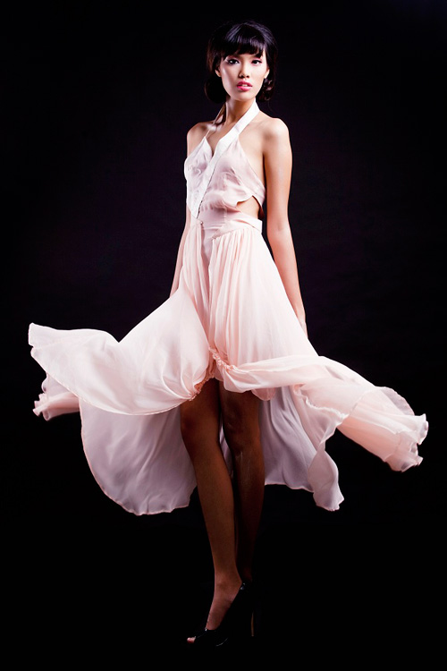 Lan Khuê lại "ẵm" giải thưởng quốc tế - 6