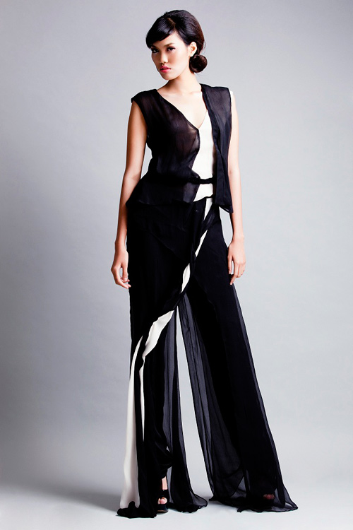 Lan Khuê lại "ẵm" giải thưởng quốc tế - 15