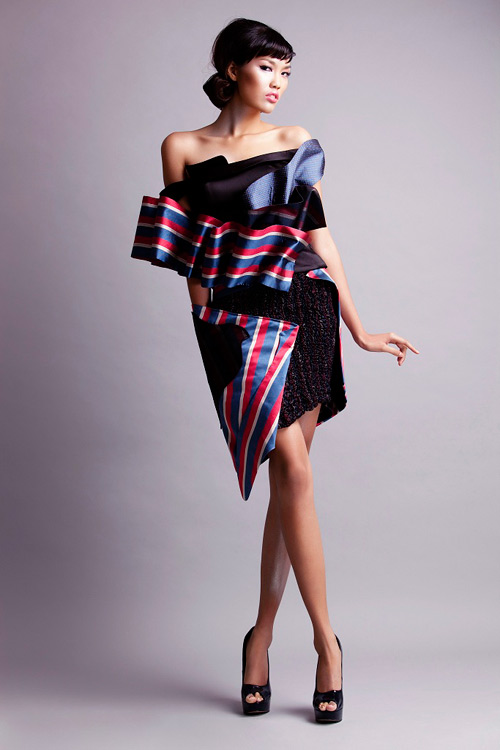 Lan Khuê lại "ẵm" giải thưởng quốc tế - 16