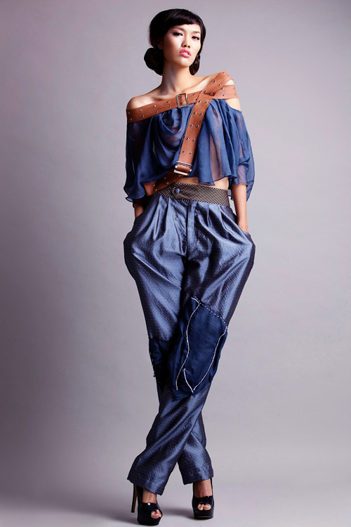 Lan Khuê lại "ẵm" giải thưởng quốc tế - 17