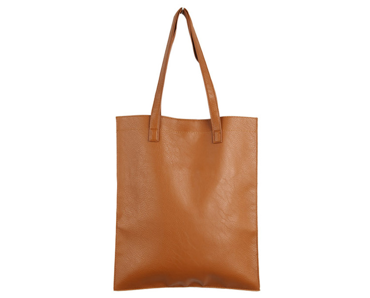 Mốt túi overzise trở lại hè này - 8