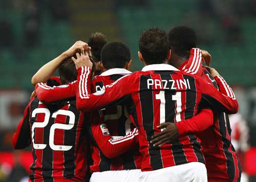 Pescara – Milan: Neo chặt top 3 - 1