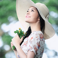  - Dương Cẩm Lynh hồn nhiên như cây cỏ