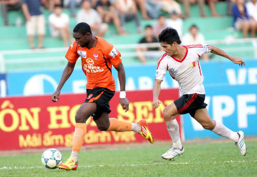 V9 V-League: Bầu Thụy đấu bầu Trường - 1