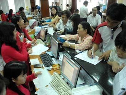 Lãi suất hạ 1% tương đương với “1 xô nước”? - 2