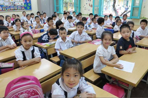 Vào lớp 1: Mua “đơn trái tuyến” giá nghìn đô - 1