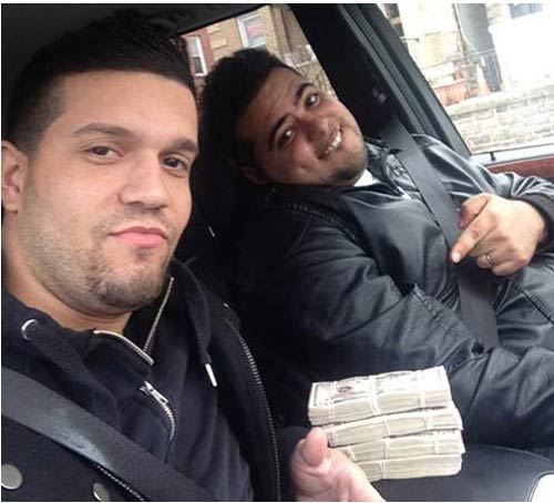 Chôm 45 triệu USD qua ATM trong vài giờ - 1