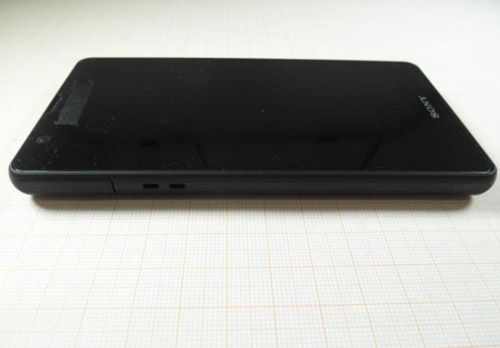 Sony Xperia A: dế “khủng” ra mắt ngày 15/5 - 4