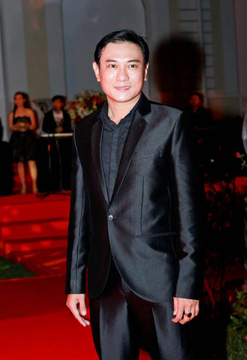 Hồng Ánh đẹp mặn mà, quý phái - 14