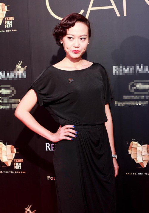 Hồng Ánh đẹp mặn mà, quý phái - 2