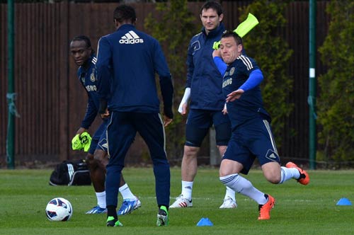 Villa – Chelsea: Đặt vé Champions League - 2