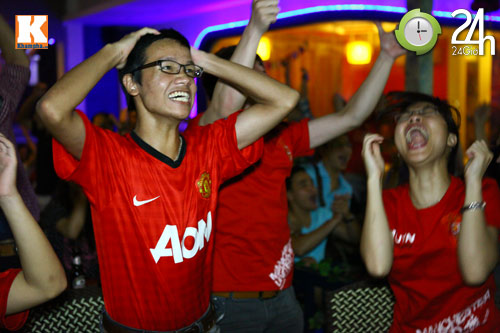 Fan MU Việt nghẹn ngào tri ân Sir Alex - 3