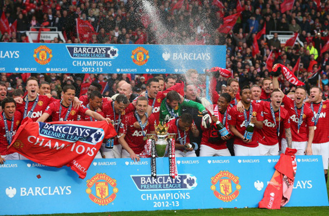 Champagne đã được mở để bầy Quỷ đỏ ăn mừng chức vô địch lần thứ 20 trong lịch sử.