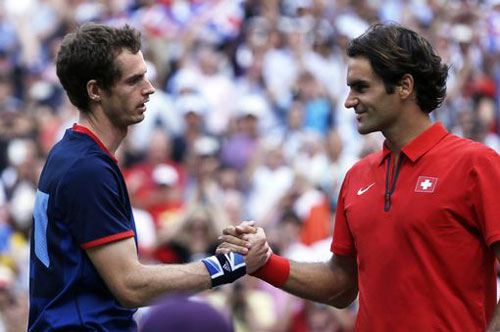 Federer, Murray đồng cảm với tay vợt “gay” - 1