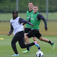 Bóng đá - Arsenal: Đừng để "vàng" rơi