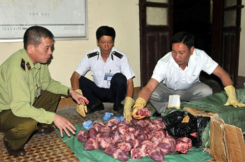 Mất mạng vì ăn phải thực phẩm “cải trang” - 1