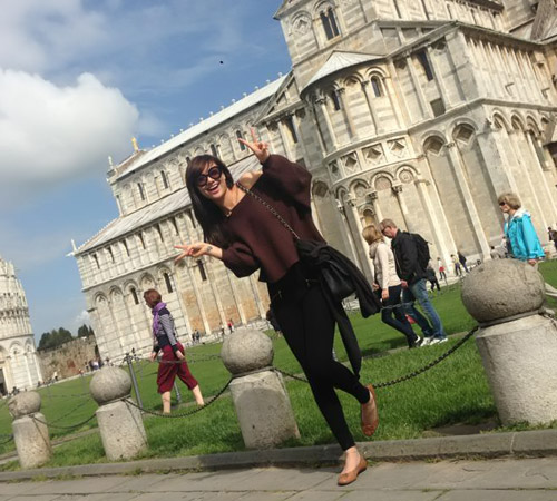 Nghệ sĩ Việt xinh tươi ở trời Âu - 3