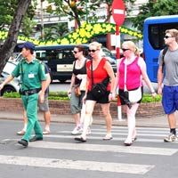 Tin tức trong ngày - Đề xuất thành lập lực lượng cảnh sát du lịch