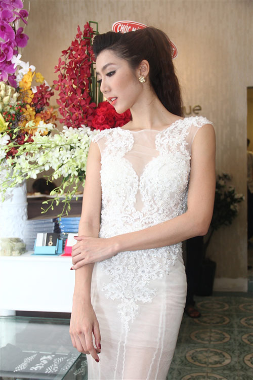 Hà Hồ, Ngọc Quyên nổi bật giữa dàn sao - 6