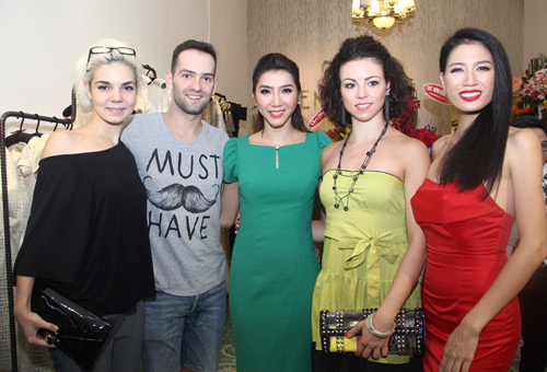 Hà Hồ, Ngọc Quyên nổi bật giữa dàn sao - 12