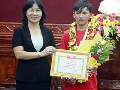 HS lớp 9 giành giải Sáng tạo trẻ quốc tế - 1