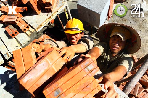 Vật vã mưu sinh trong nắng gắt 40 độ C - 2