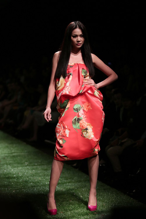 Ngọc Trinh mở màn show Đỗ Mạnh Cường - 7