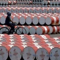 Thị trường - Tiêu dùng - Giá dầu thô thế giới lên trên 95 USD/thùng