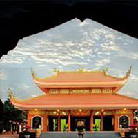 Phi thường - kỳ quặc - 8 kỷ lục mới về Phật giáo Việt Nam