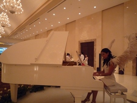 Sao Việt “đốt tiền” vào sinh nhật - 15