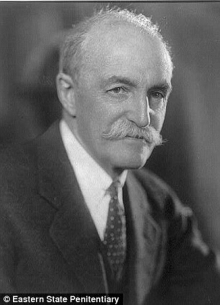 Mỹ: Sự thật vụ chó lĩnh án tù vì... giết mèo - 3