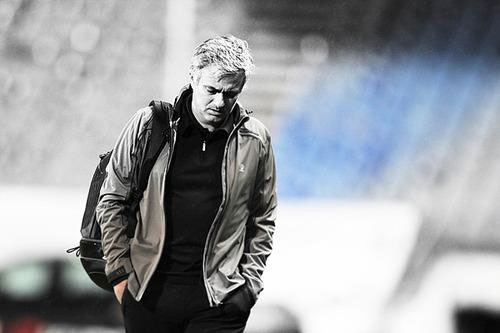 Real trắng tay: Mourinho phải trả giá - 2