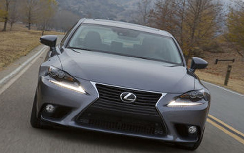 Lexus IS sedan trình làng - 3