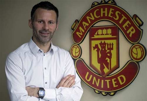 Moyes cứ an tâm với phòng thay đồ MU - 2