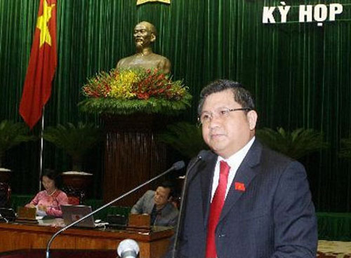 “Năm 2012 tăng trưởng 5,03% là chưa hợp lý” - 1