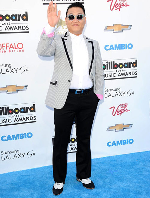 Psy là ca sĩ Hàn đầu tiên thắng Giải Billboard - 1