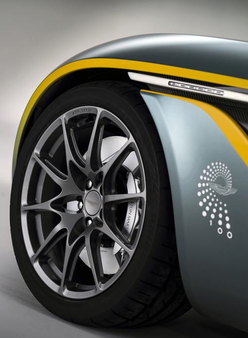 ‘Tuyệt phẩm’ Aston Martin CC100 kỷ niệm hãng - 7