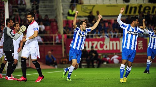 Liga sau vòng 36: Barca nâng cúp - 2