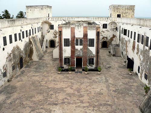 Thâm nhập các nhà tù nổi tiếng (Kỳ 4) - 2