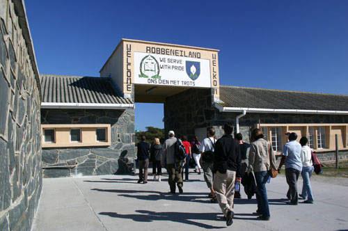 Thâm nhập các nhà tù nổi tiếng (Kỳ 4) - 7