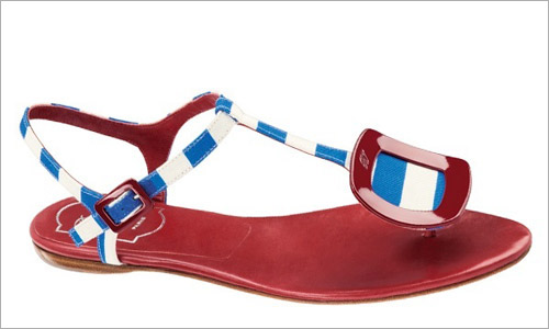 Chọn sandal xinh cho mùa nghỉ biển - 19