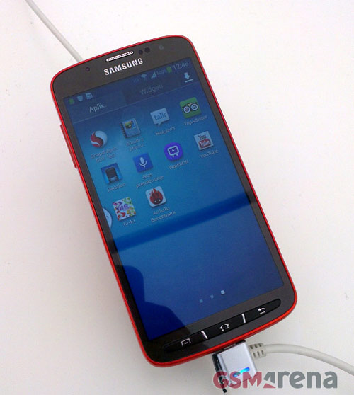 Đã có Samsung Galaxy S4 Active chống bụi, nước - 1