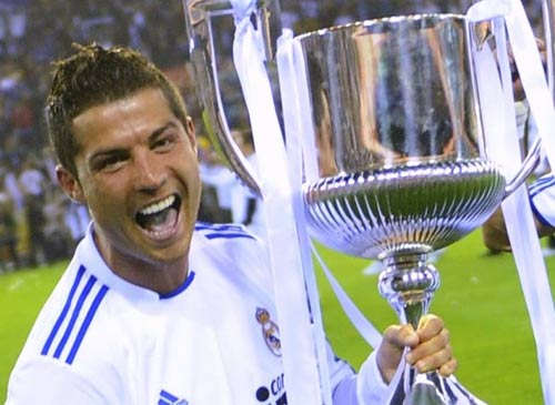 Mourinho rời Real, còn Ronaldo? - 2